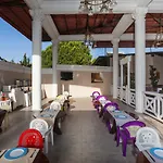 Üdülőközpont Club Tarhan 4*