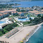 Club Tarhan 4*