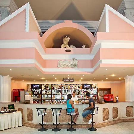 Club Tarhan Üdülőközpont