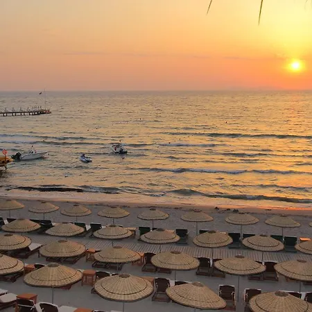 Resort Club Tarhan 4*