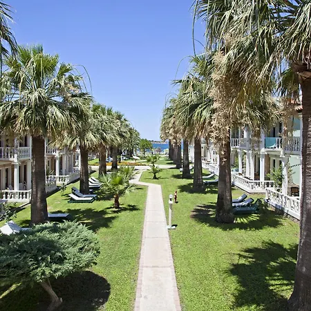 Semesteranläggning (resort) Club Tarhan 4*