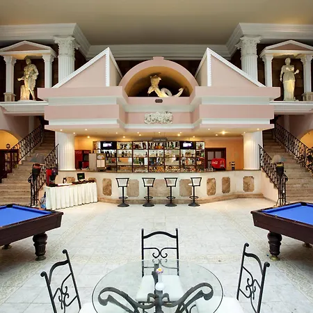 Club Tarhan Semesteranläggning (resort)