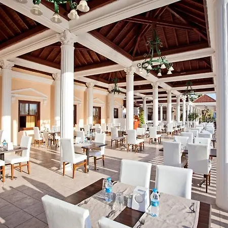 Club Tarhan 4*