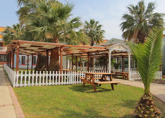 Club Tarhan منتجع ديديم