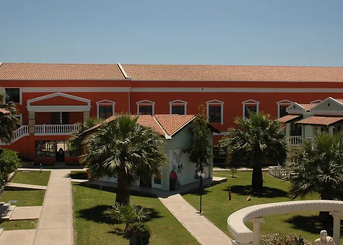 Club Tarhan 4* ديديم